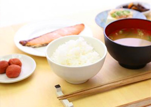 朝食